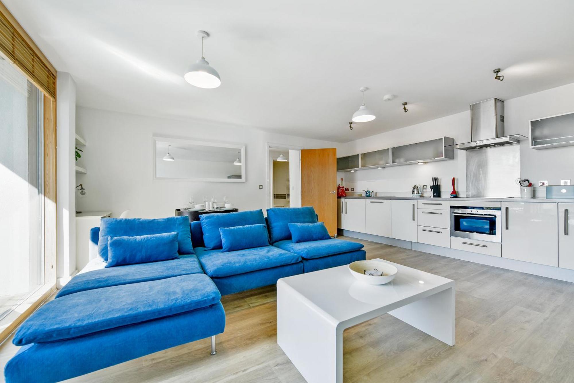 The Vizion Serviced Apartments From Pincott Properties - Free Parking, Private Balcony, And Wifi Milton Keynes Ngoại thất bức ảnh